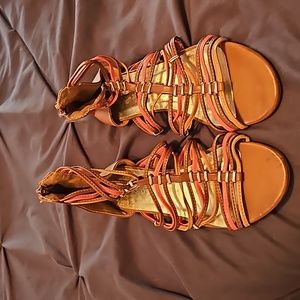 Relativity sandals
